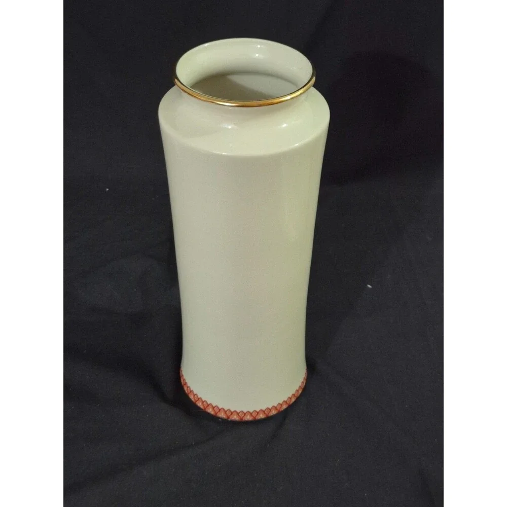 Vtg Shibata Japanese Porcelain Vase W/ Peacock and Gold Trim AKA Satsuma- Style